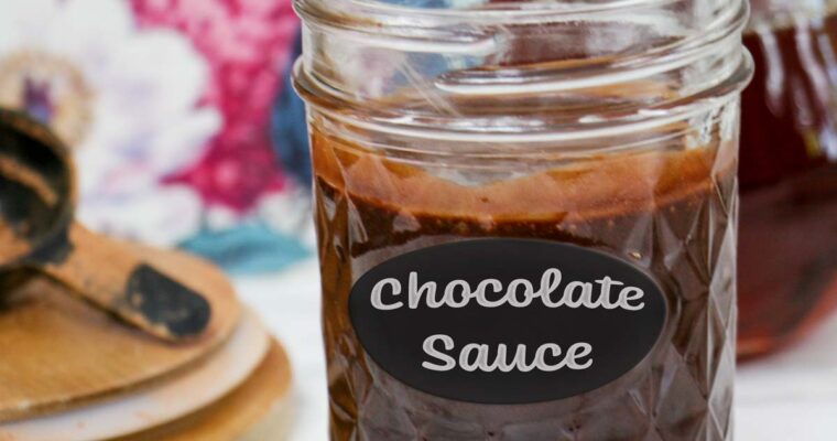 Healthy Vegan 2 Ingredient Chocolate Sauce with Cacao Powder