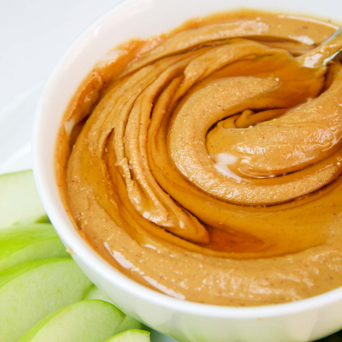 Apples & The Perfect Honey Peanut Butter Dip